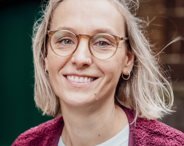 Sofie Buggenhout Emy Elleboog 56
